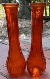 Vasetti in vetro colorato