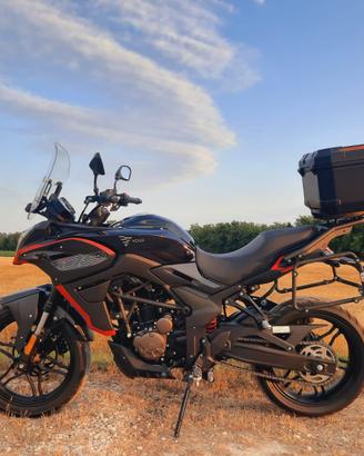 Voge Valico 300 DS