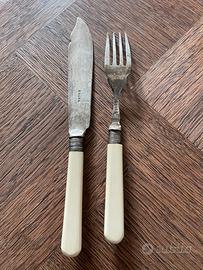 Coppia posate antiche in argento marchiato