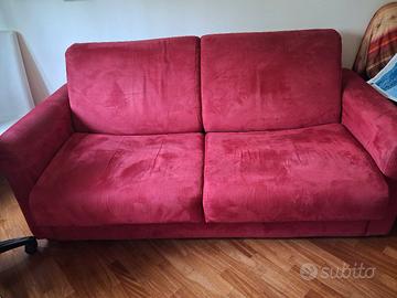 divano letto rosso