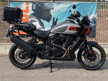 H-D Pan America 1250 S LIMITED CON BORSE LATERALI