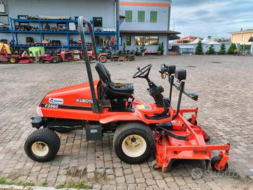TRATTORE TOSAERBA USATO KUBOTA F3560 4X4