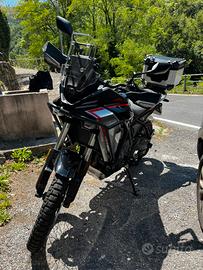 Qj Motor SRT 450 RX bicilindrica enduro adventure
