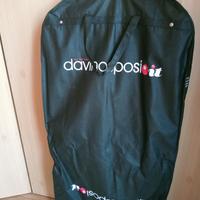 completo uomo elegante 