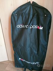 completo uomo elegante 