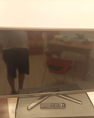 TV Hitachi 40" Full HD  Telecomando