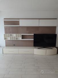 parete attrezzata salone