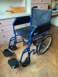 Sedia a rotelle per spazi stretti