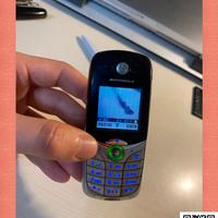 Cellulare Piccolissimo Motorola --- comE NUOvo-