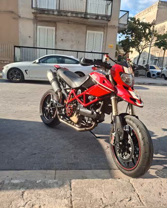 Ducati Hypermotard 1100 S