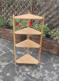 Angoliera in legno
