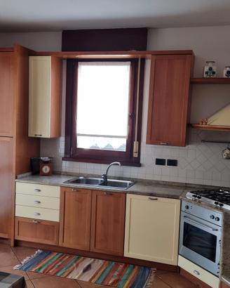 Cucina marca Cesar in ciliegio