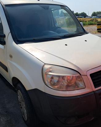 Fiat Doblo anno 2006 ricambi usati