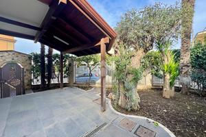 VILLA SINGOLA A ORTA DI ATELLA