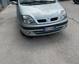 Renault scenic anno 2000 2 serie