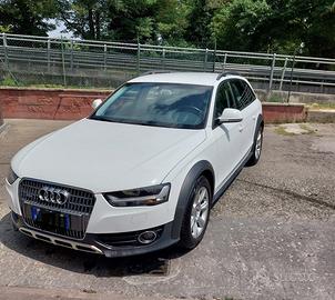 Audi A4 allroad 2012 TFSI 2.0