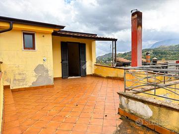 CASA INDIPENDENTE A ROCCABASCERANA