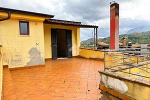 CASA INDIPENDENTE A ROCCABASCERANA
