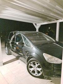 Ford s max