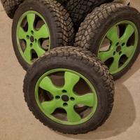 Gomme tassellate con cerchi 175/65R15 panda