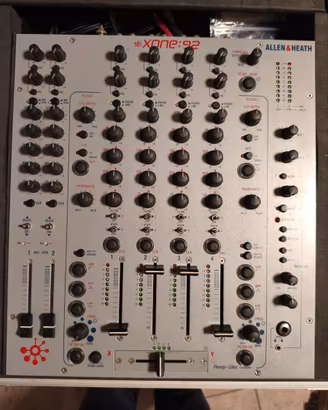 Mixer Xone 92