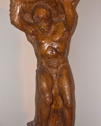 Scultura il legno fatta a mano intagliata con scal