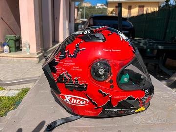 Casco x-lite carlos checa