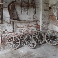Ruote carro in legno.