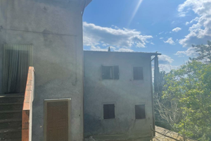 Quadrilocale in Casentino log. Poggio d'Acona