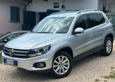 Volkswagen TIGUAN 2.0 TDI DPF 4MOTION SPORT & STYL