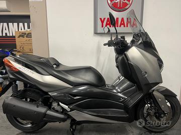 Yamaha X-Max 300