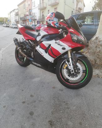 ricambio Yamaha R1 98 99 00 01 
