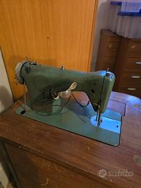 Macchina da cucire Vigorelli Domus con mobile