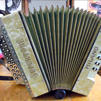 FISARMONICA ORGANETTO 8 BASSI MILANO SUPERTONE