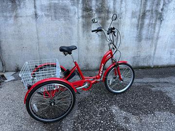 TRICICLO ELETTRICO SCOUT