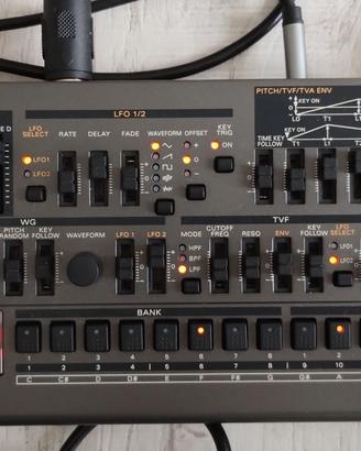 Roland jd 08