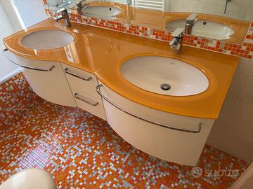 Mobile lavabo sospeso
