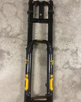 Forcella Ohlins 38 doppia piastra