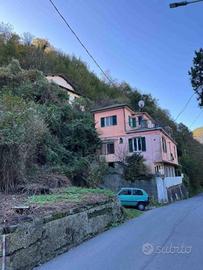 Immobile in asta di 108 m² con 3 locali a Genova