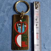 portachiavi vintage in metallo new york city the b