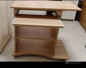 Scrivania porta Pc