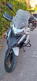 benelli trk 502x 