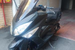 Yamaha T-MAX