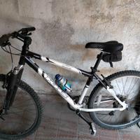 Mountain Bike KHS