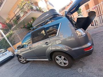 7 posti 4 x 4   motrici mitsubishi outalder