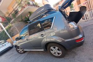 7 posti 4 x 4   motrici mitsubishi outalder