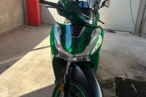 sh 125