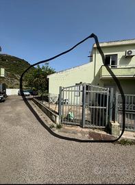 Appartamento con giardinetto attinente