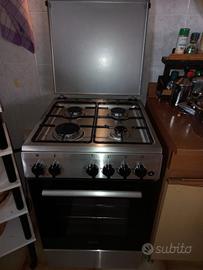 cucina delonghi con forno elettrico 