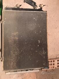 Radiatore e compressore pajero V60